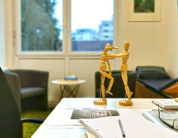 Therapie & Behandlung Therapie & Behandlung